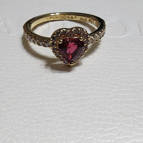 Pandora Elevated Heart Ring 14k gold plating - Picture 2 of 10